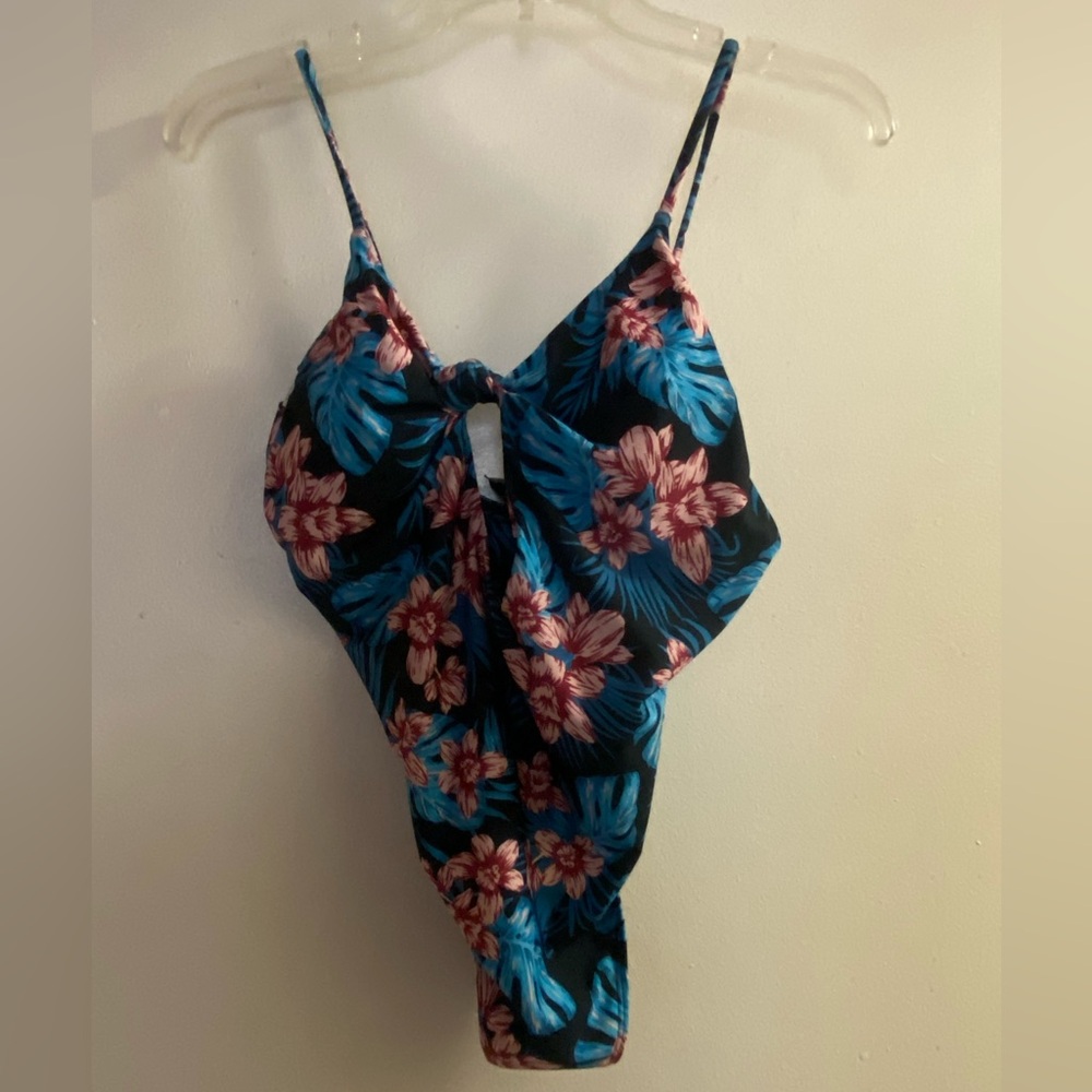 Volcom Womens One Pc Piece Swimsuit M Medium Blue Pink Floral Print Bust 36”